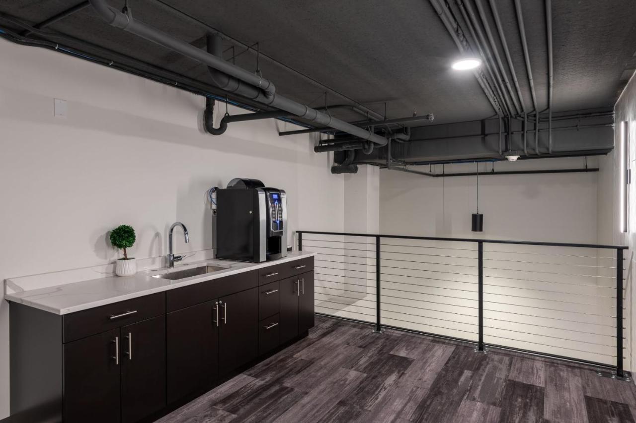 Flexhome Skywalk To Fiserv 1Br Apt U5 Μιλγουόκι Εξωτερικό φωτογραφία